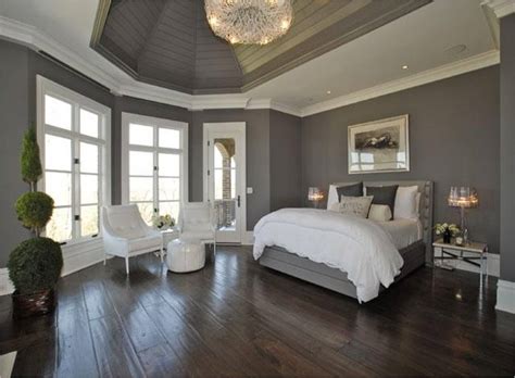 Simple master bedroom ideas start with the basics, such as using white. 20 Best Color Ideas for Bedrooms 2018 - Interior ...