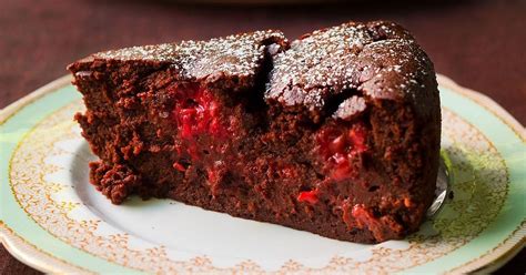 Measure the flour, spices and salt into a. Nigella Lawson's Chocolate Raspberry Pudding Cake | Recipe ...