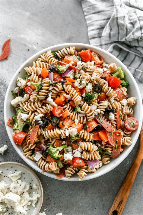 Healthy Pepperoni Pasta Salad