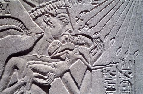 House Altar Wih Akhenaten Nefertiti And Three Daughters Detail With Kiss Nefertiti Ancient