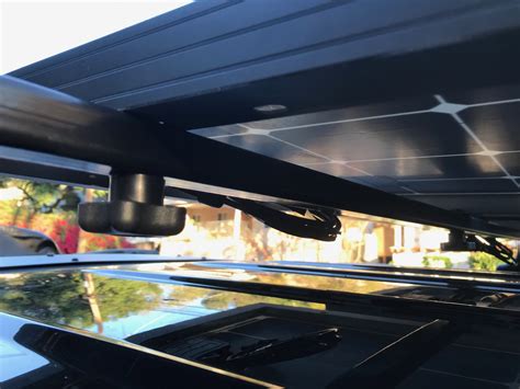 Sold Thule Roof No Drill Roof Rack Kit W Mounts To Fit Renogy Solar