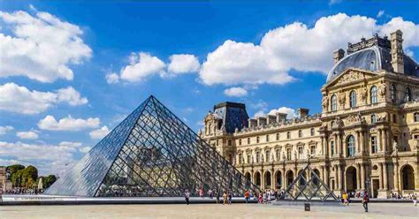 Guía Del Museo Del Louvre En París