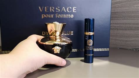 With dozens of colognes and perfumes to its name, the company has been steadily building its repertoire of luxe, daring fragrances. Versace Dylan Blue Pour Femme EDP Fragrance Review - YouTube