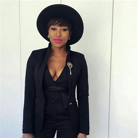 Dj zinhle is now the ceo of boulevard nectar rose this new business. Dj Zinhle | Fashion, Little black dress, Beautiful south ...