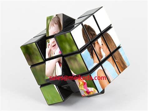 Build your own personalised cube with the blank rubik's cube. Rubik's Cube? Jigsaw Puzzles? Who can tell. http://www ...