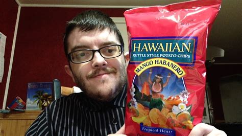 Review Hawaiian Kettle Style Mango Habanero Chips Youtube