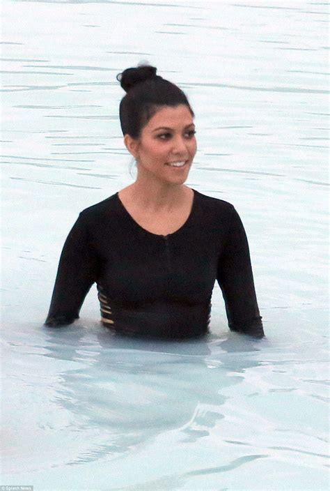 Kim Kardashian Wears Bathing Suit For First Time Since Saint S Birth Kardashian Kim