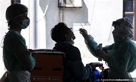 The human resource ministry is in the process of enabling foreign workers covered under the social security organisation (socso) to ensure they receive the same benefits as local workers. Socso to issue guidelines on Covid-19 screening today