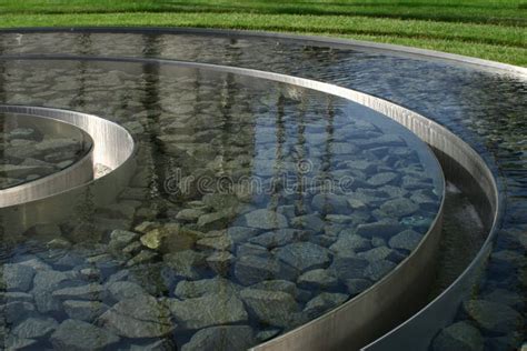 Circular Stainless Steel Reflecting Water Pool Stock Image Image Of