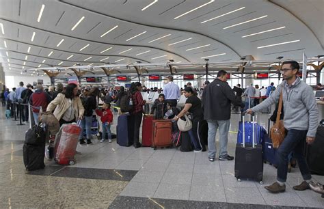 Hartsfield Jackson Retains Title For Worlds Busiest Airport