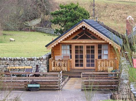 20 Secure Dog Friendly Cottages With Enclosed Gardens Uk