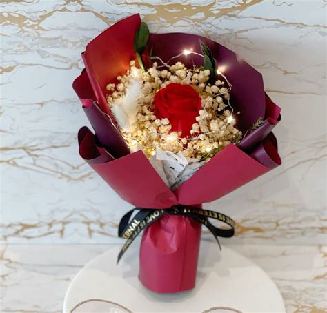Passion Red Everlasting Flower Bouquet Real Preserved Roses And