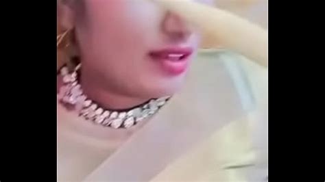 Swathi Naidu Showing Her Sexy Navel In Saree Xxx Mobile Porno Videos