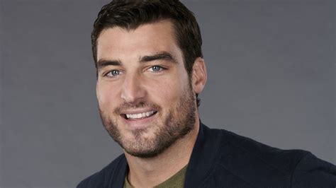 Bachelorette Contestant Tyler G Mysteriously Sent Home What Hannah