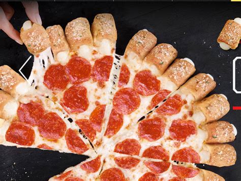 Pizza Huts Hot Dog Crust Has A Vegetarian Cousin And Its Back