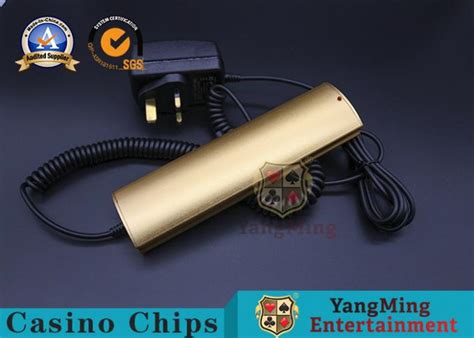 Mungkin di antara kamu masih banyak yang bertanya, emang apa bedanya sih antara chip ungu dan chip biasa di permainan higgs domino? Emas Keamanan Uang Lampu UV Pemeriksa Chip Poker Chip Ungu ...