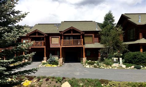 Our winter cabin rentals can accommodate between 9 and 20 people; Mountain Cabin Rental in Winter Park, Colorado