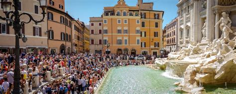 Crowd Of People Gathered In Front Of Trevi Fountain Photo Free Rome