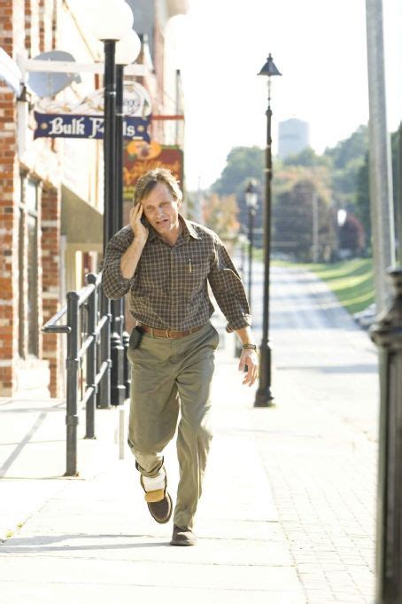 Viggo Mortensen Stars As Tom Stall In New Line Cinemas Stylish