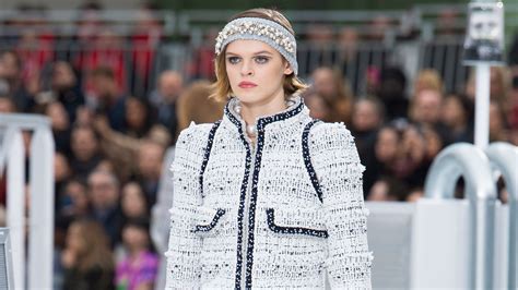 Chanel Fall 2017 Ready To Wear Collection Vogue