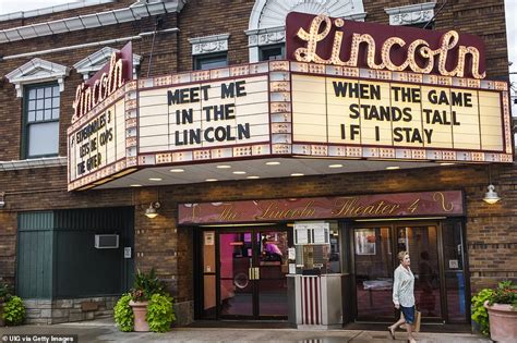 The Flamboyant Vintage Theater Marquees That Are Still Lighting Up