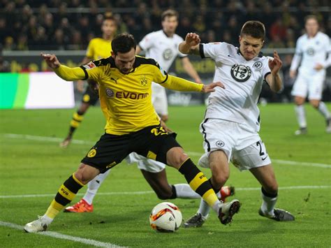 Hier finden sie informationen zu dem thema „fußball. Fußball » News » BVB und Eintracht bestreiten Testspiel