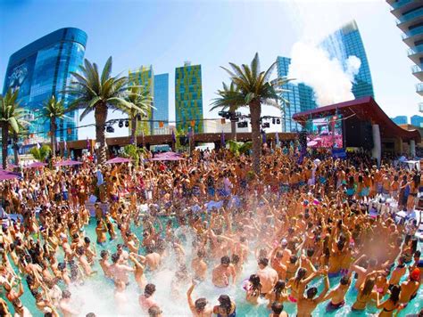 Photos The Hottest Pool Parties In Las Vegas