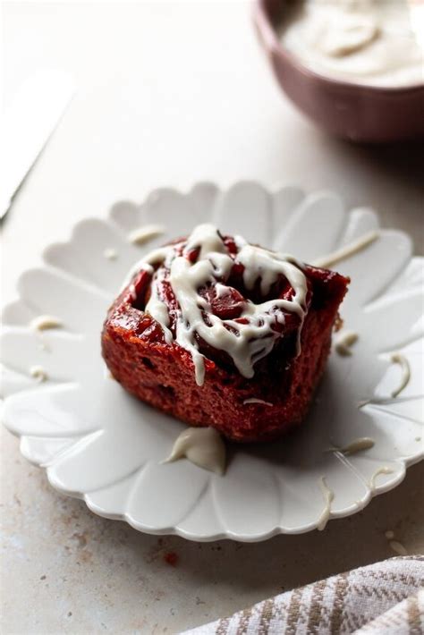 Red Velvet Cinnamon Rolls With Cream Cheese Glaze Foodtalk