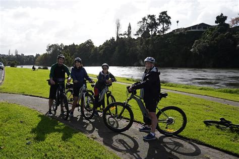 Full Day Guided Waikato River Trail E Bike Tour