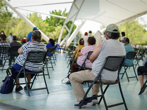 Continuamos con la vacunación a personas mayores de 40 años en el área metropolitana de guadalajara. Mañana arrancará nueva campaña de vacunación en Jalisco ...