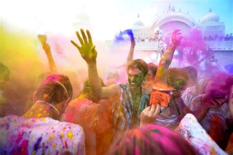 ¿qué Es El Holi La Fiesta De Los Colores De India