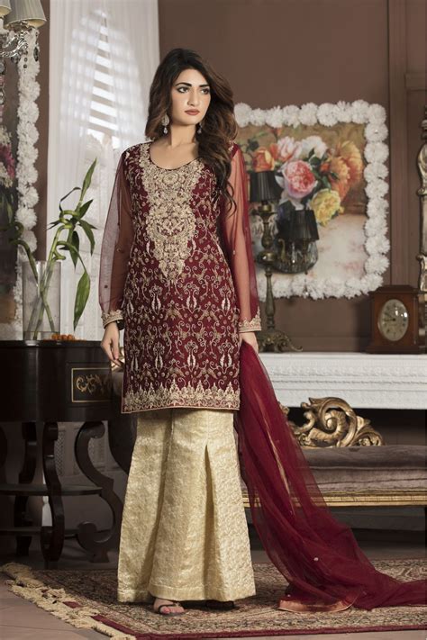 A pakistani wedding is the ultimate celebration of love in this rich and ancient culture. Pakistani Red Bridal Dresses 2021 for Wedding Day ...