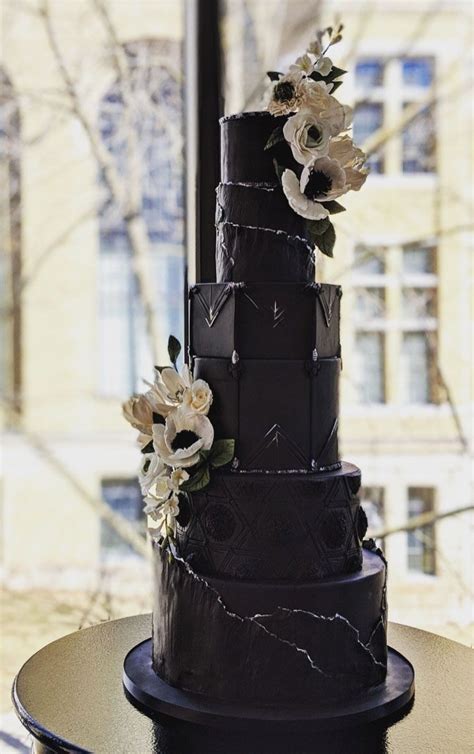 35 breathtaking black wedding cakes for eternal couple gothic wedding cake black wedding