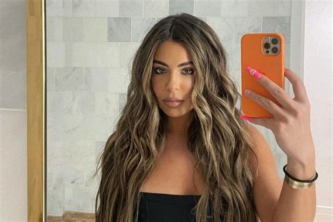 brielle biermann issues lip filler warning with photos the daily dish