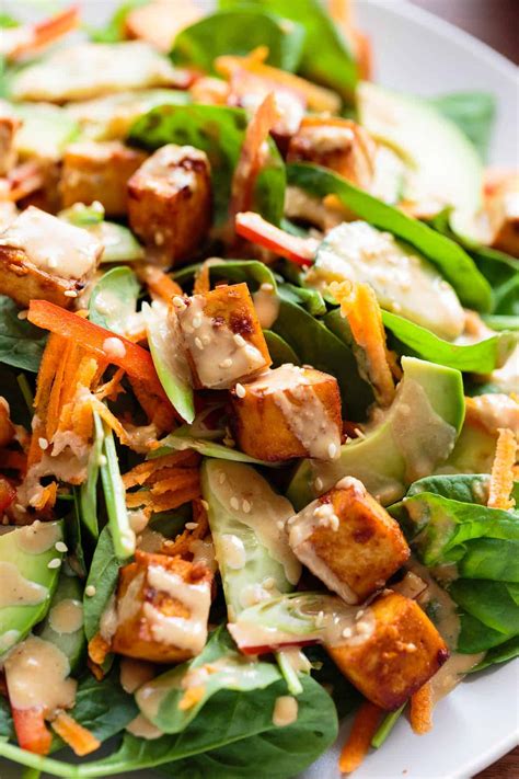 Eating healthy can be delicious too. Marinated Tofu, Avocado, and Spinach Salad » I LOVE VEGAN