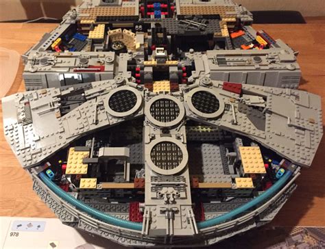Posted on 31/08/2017 by mffanrodders. Lego star wars millennium falcon 75192 | LEGO (75192) Star ...