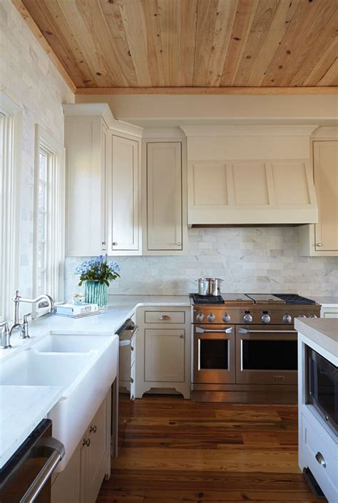 There are a number of kitchen ceiling designs and materials to choose from beyond the more your kitchen is the soul of your homestead, the place where friends and family gather, feast, and admire. 65 best White French Country Kitchens images on Pinterest ...