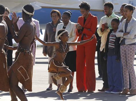 first lady michelle obama arrives in botswana on second leg of africa tour new york daily news