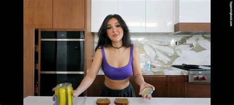 Sssniperwolf Sssniperwolf Nude OnlyFans Leaks The Fappening Photo