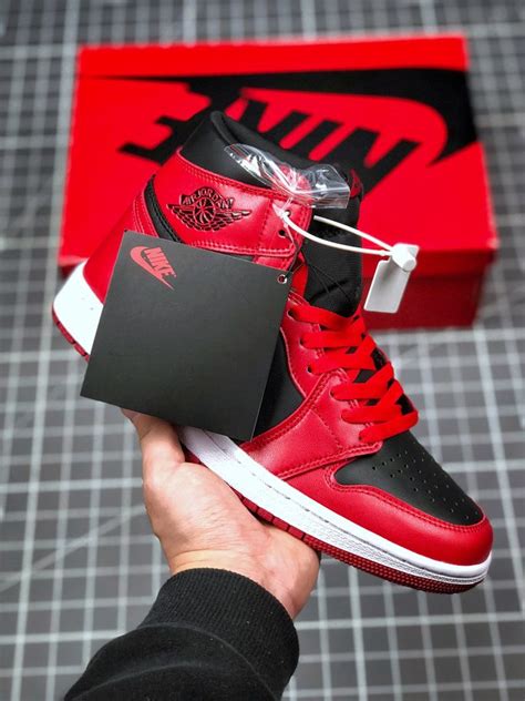Air Jordan 1 Hi 85 Varsity Redblack Bq4422 600 For Sale Sneaker Hello