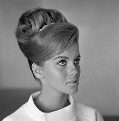 ann margret 1960s hair 1960 s hairstyles vintage hairstyles wedding hairstyles beehive