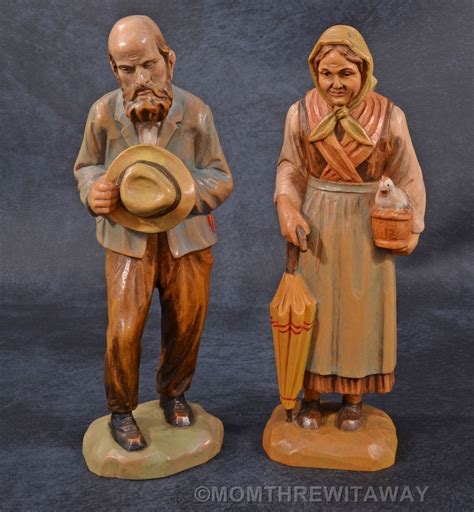 Old Vintage Finely Hand Carved Wood Man Peasants Woman Italy Dolfi Tall Figurine Esculturas