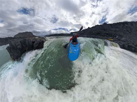 Extreme Kayaking In Iceland Iceland Monitor