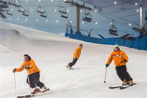 Ski Pass Ski Dubai 2 Hour Indoor Ski And Snowboarding Pass Provided By