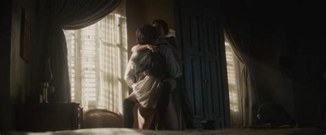 Nude Video Celebs Elizabeth Olsen Nude In Secret 2013