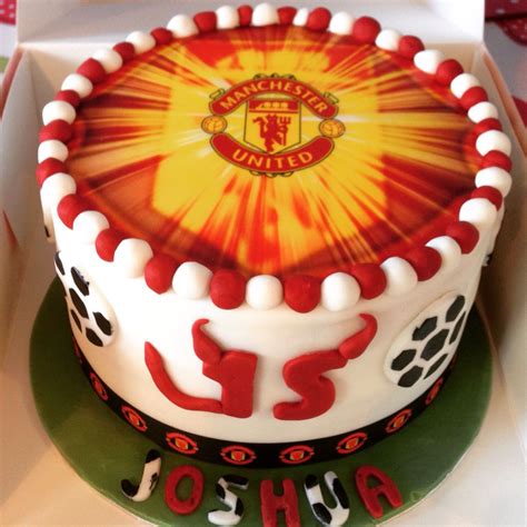 Manchester United Man Utd Birthday Cake Football Cake Birthday Boys