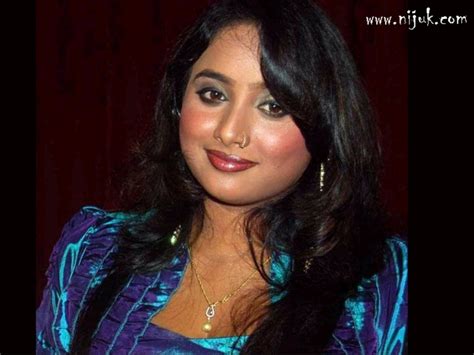 Rani Chatterjee Hd Wallpapers Movies Songs Lyrics