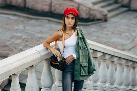 The Best Street Style From Russia Fashion Weeks Spring 2019 Shows Cool Street Fashion Russia