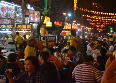 Situated in bukit bintang district, this place swells with. Jalan Alor Food Street | Street Food Paradise in Kuala Lumpur