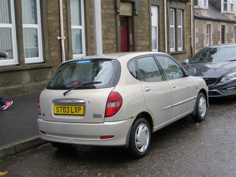 2003 Daihatsu Sirion EL Auto Alan Gold Flickr